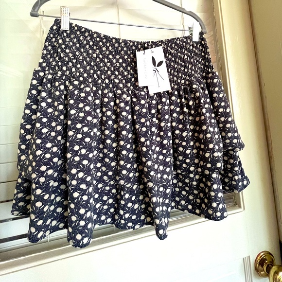 Sugar Lips Floral Smocked Skirt L NWT - Picture 1 of 11